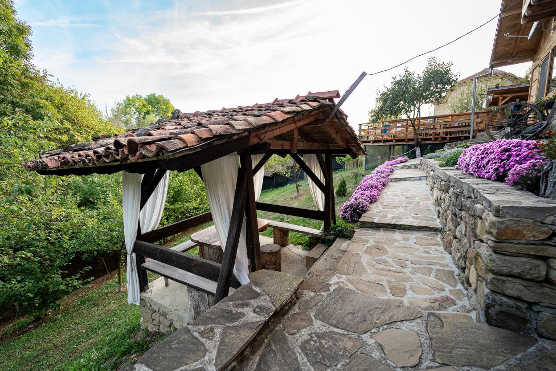 Guest House Kandaferi 2 Elena Exterior photo